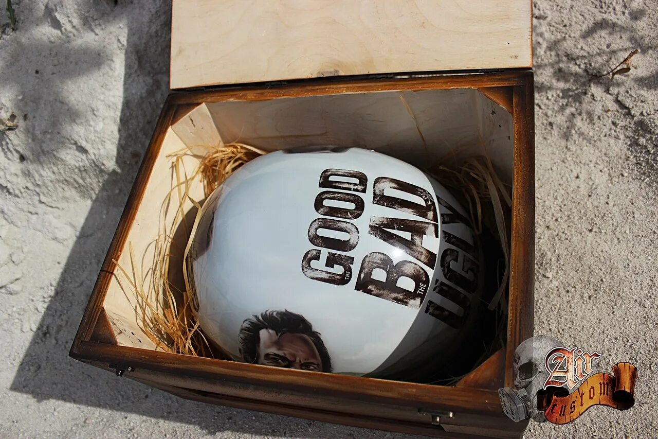 настольная игра 1toy игродром злая собака. подарок " мужчине". парень дарит девушке подарок. необычные подарки для мужчин. прикольные копилки.