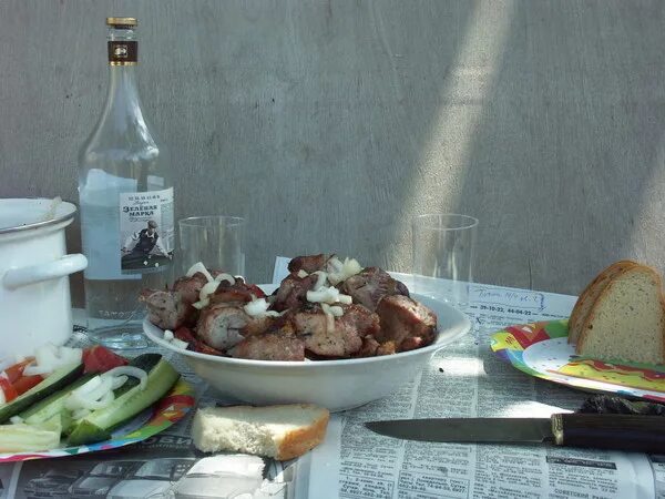 работай мерзни ешь потей бульвар. работай мерзни ешь потей бульвар. ешь потей работай зябни. конь валяется. ешь потей работай мерзни на ходу.