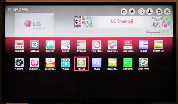 Кинопоиск на телевизор lg smart tv. Телевизор LG Smart TV. LG Smart TV 32lq63. Значок приложения на телевизоре LG Smart TV. LG Smart TV 2014.