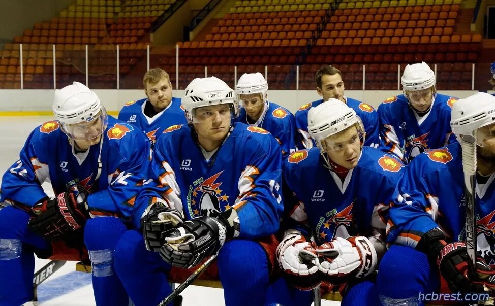 Хк шинник бобруйск. Хоккей клуб брест. Хк брест логотип. Хк брест. Динамо - шинник хоккейная команда.
