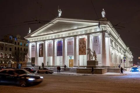 Манеж петербург