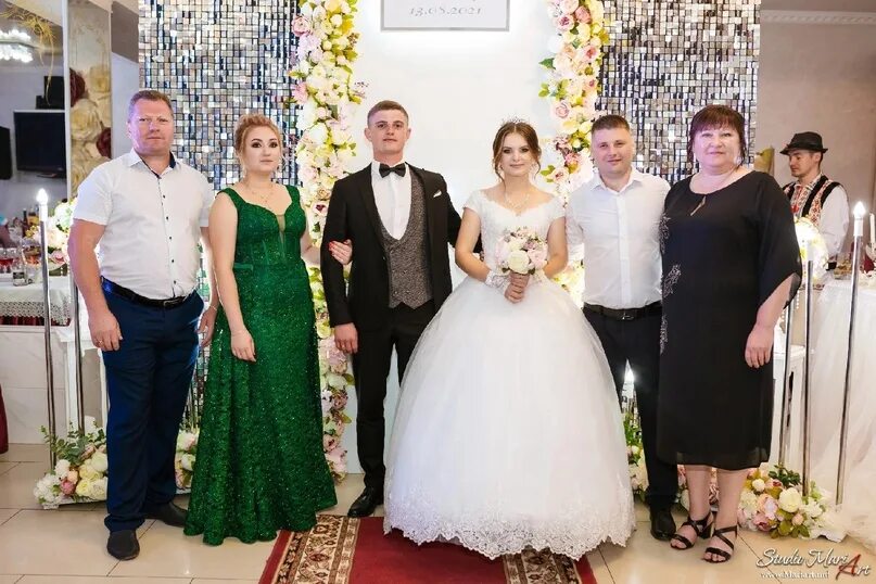 Песня тети для племянницы на свадьбу. Сколько на свадьбу племяннице. Сколько на свадьбу племяннице. Оригинальный подарок на свадьбу молодоженам. Сколько на свадьбу племяннице.