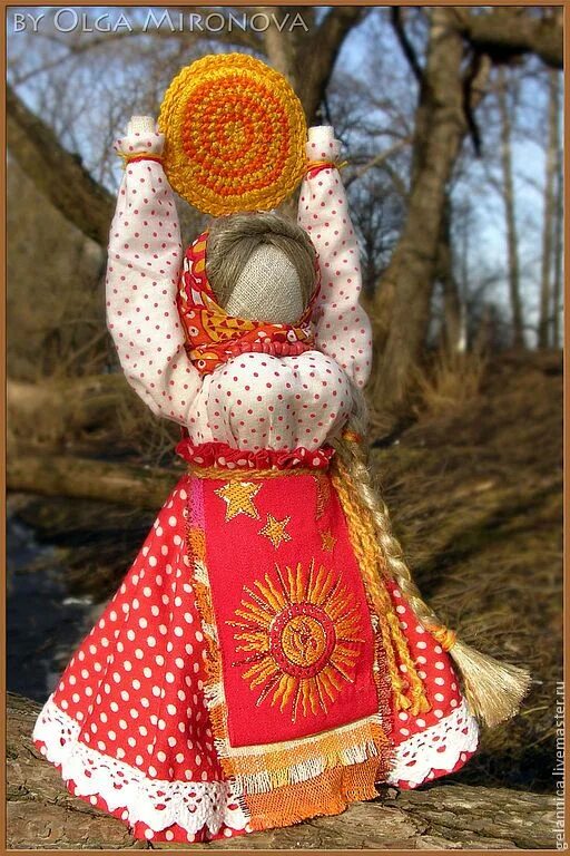Тряпичная кукла Масленица. Традиционная народная кукла Масленица. Обрядовая тряпичная кукла Масленица. Кукла мотанка Масленица. Куколка масленица из ткани