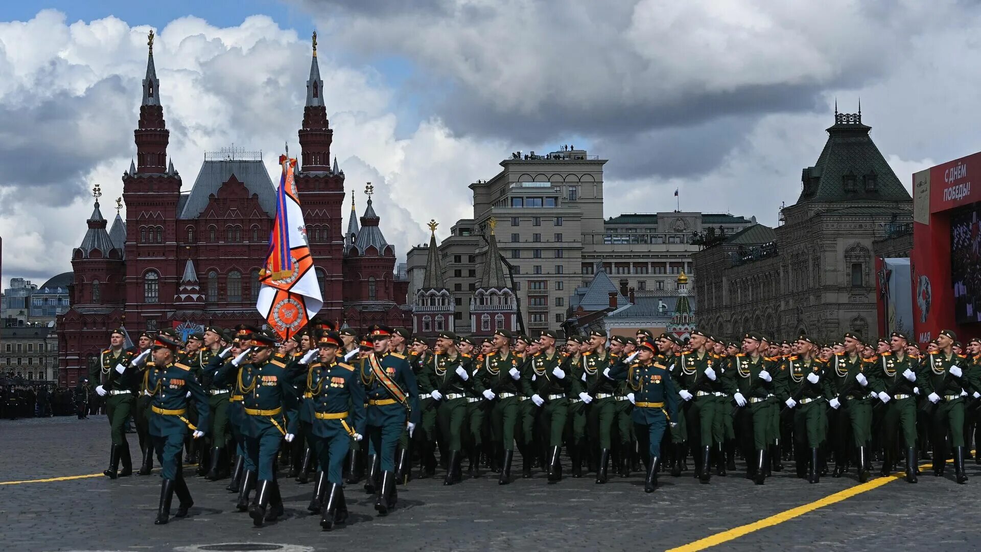 Будет ли парад в москве. Парад на красной площади в Москве 2022. Парад Победы на красной площади 2022. Военный парад на красной площади 9 мая 2023. Шойгу на параде Победы 2022.