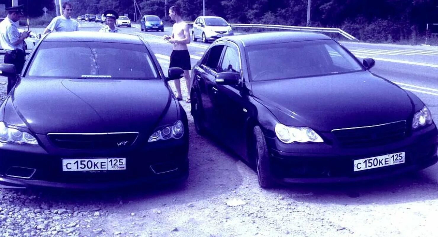 авто двойник. машины двойники. фото авто двойник. авто двойник. тачки близнецы.