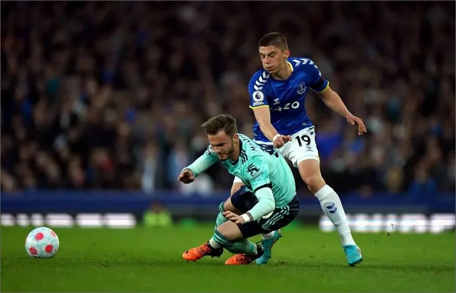 Лестер эвертон прогноз. Эвертон лестер. эвертон - лестер сити. эвертон холланд. лестер англия.