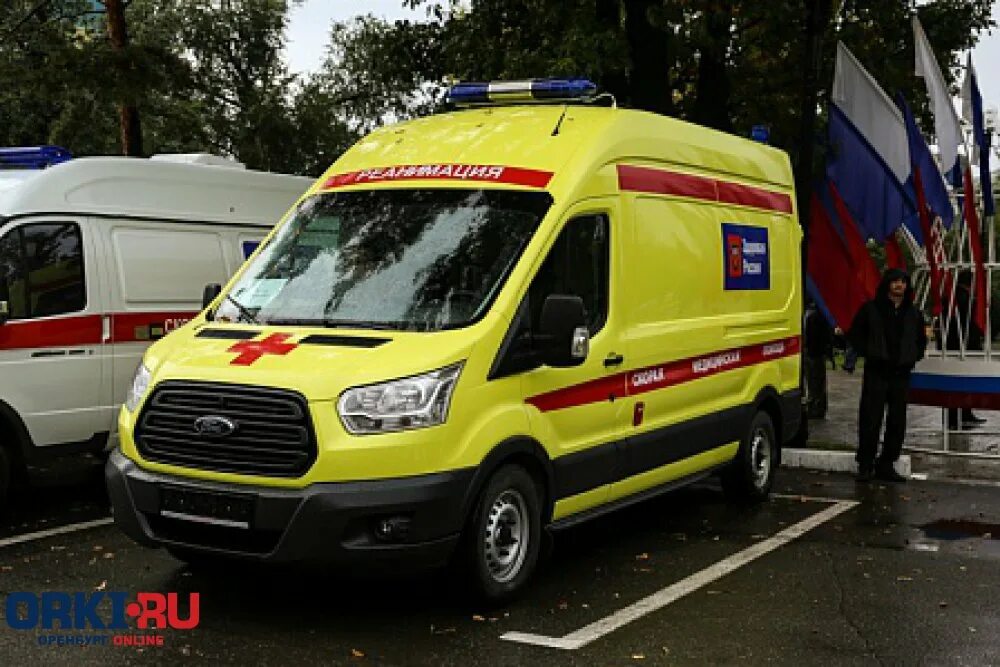 100 скорой помощи