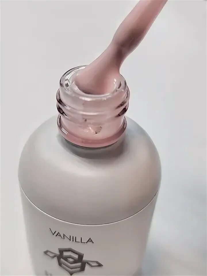 Vanilla base. Ногти с милки базой. база для гель лака с шиммером цвет ваниль. гель база каучуковая для ногтей с шиммером 008 калипсо. master professional milky base 06.