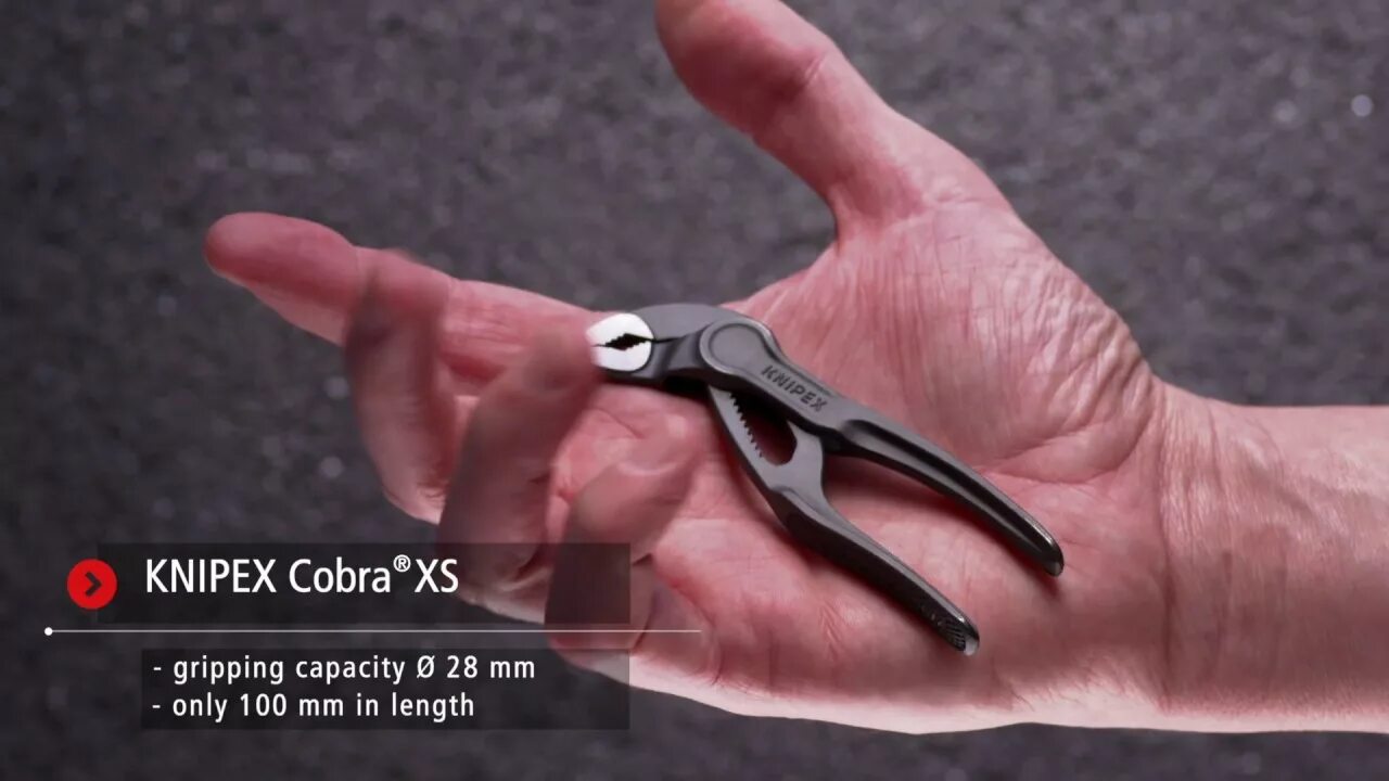 Knipex cobra 100. Книпекс Кобра 100 мм. Knipex Cobra XS Pliers. Knipex 87 00 100 Cobra XS. 87 00 100 Knipex Cobra.