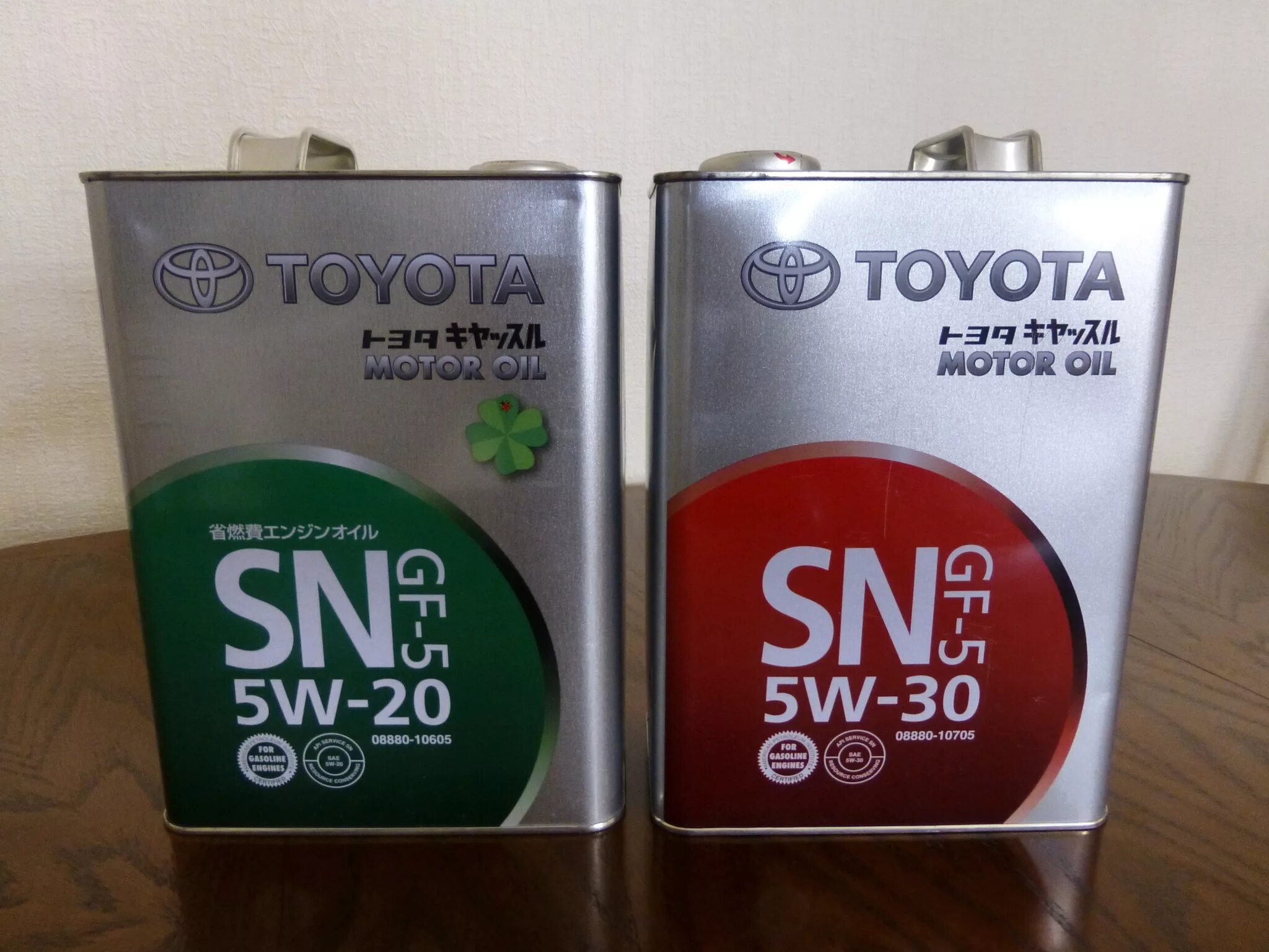 Масло 0w20 или 5w30. SN gf-5w-20 Toyota. Toyota SN 5w-30 4 л. Toyota Motor Oil SN/gf-5 5w-20. Масло моторное 5w20 Тойота.