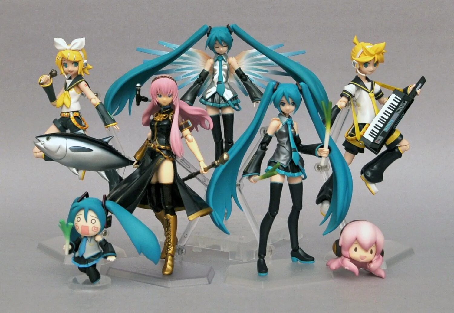 Figma border. Фигурка лен Кагамине figma. Гакупо нендороид. Фигма Кагамине Рин. Hatsune Miku figma ex 003.