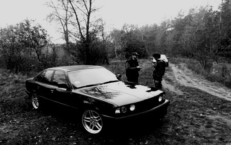 BMW e34 бандитская. БМВ е34 бандиты 90. BMW e30 бандит. БМВ е34 бандитка. Ютуб пацанские