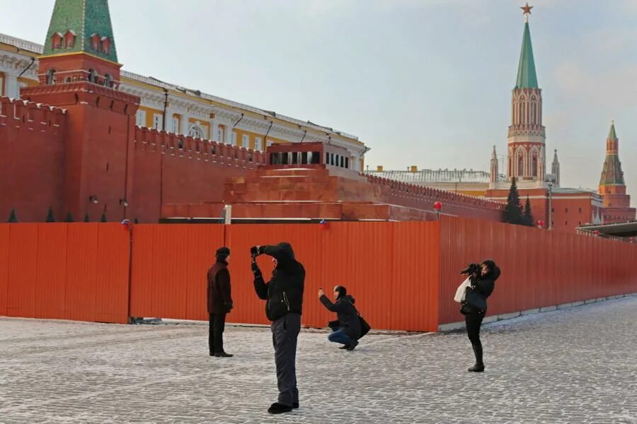 Веб камера реального времени москва красная площадь. Веб камера Москва красная площадь. Видеонаблюдение на красной площади. Красная площадь видеокамеры. Веб камера красная площадь.