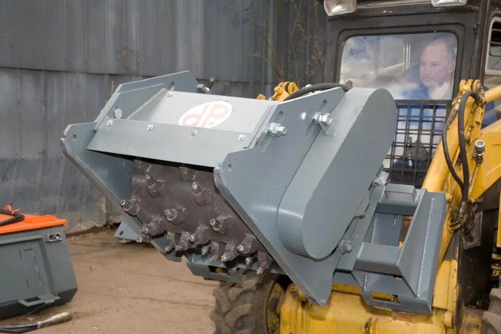 Фреза дорожная на bobcat. Фреза для силоса с гидроопусканием. Фреза дорожная 400 мм симекс. Фреза дорожная фд 04. Фреза дорожная thor 400.