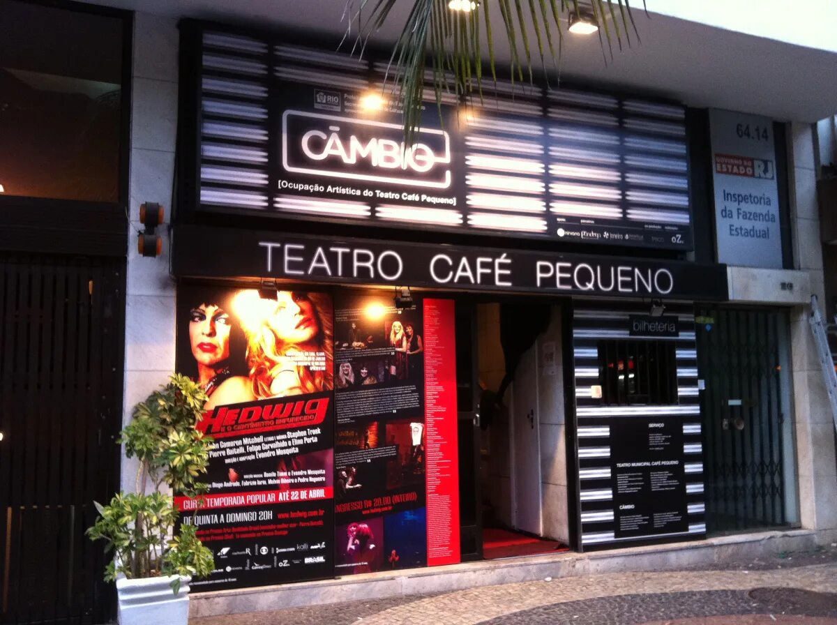 Teatro cafe. Teatro cafe