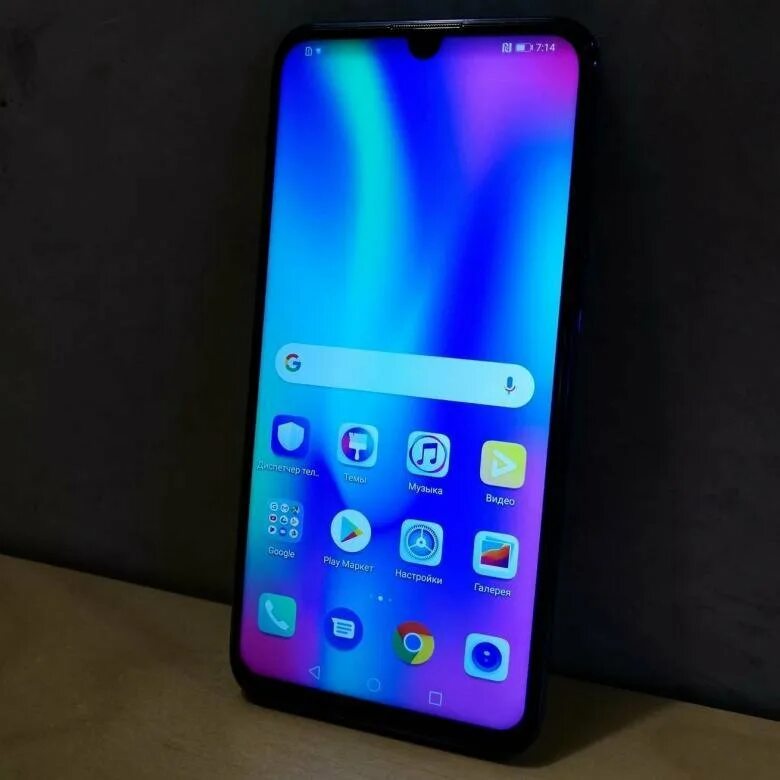 Почему телефон хонор 10. Смартфон хонор 10 i. Хонор 10 i 128 ГБ. Смартфон Honor 10i. Huawei Honor 10i 128gb.