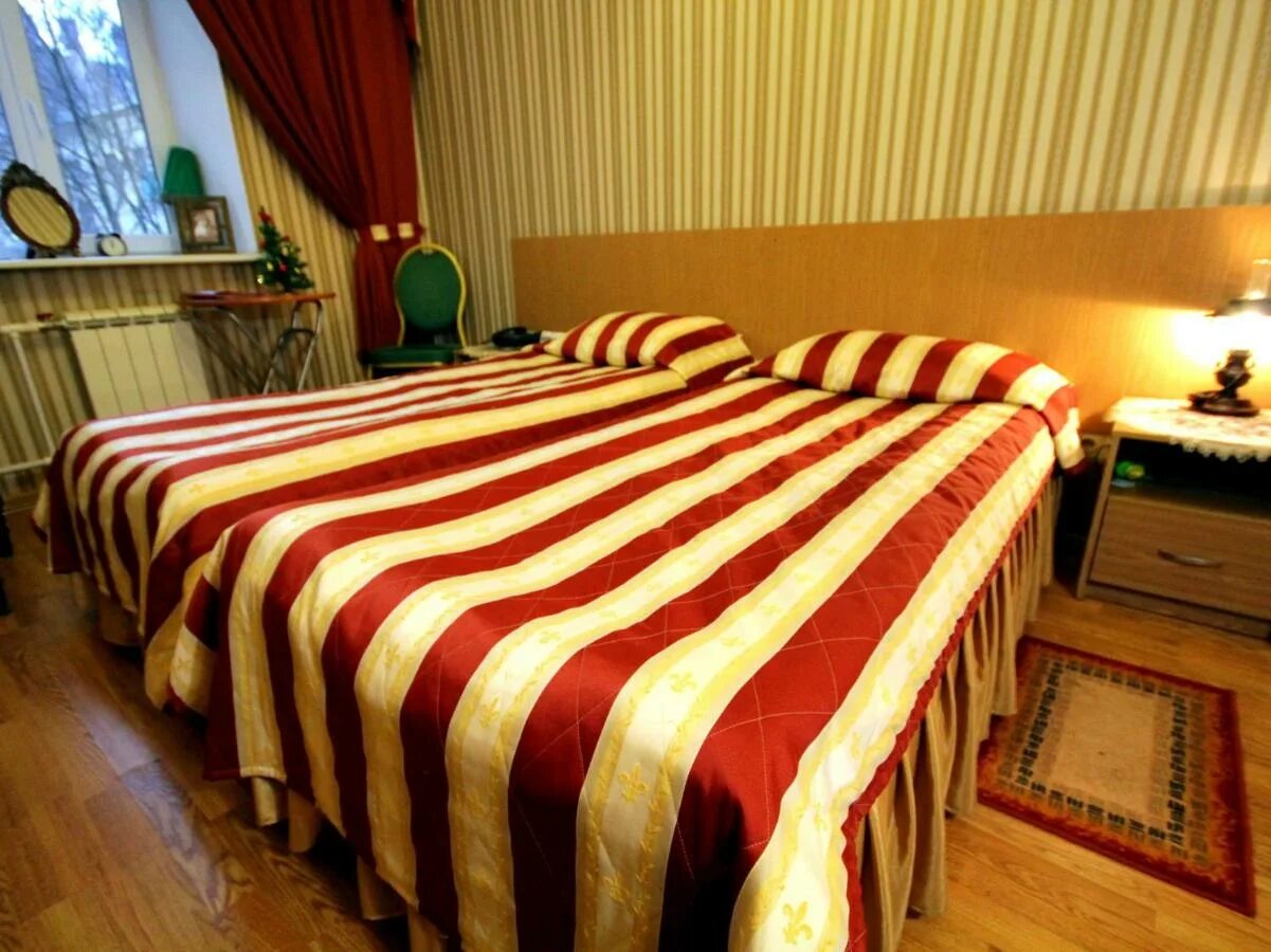 Art house 3. «арт хаус» отель г. Мини-отель арта. Арт-хаус гостевой дом. Артхаус отель алушта.