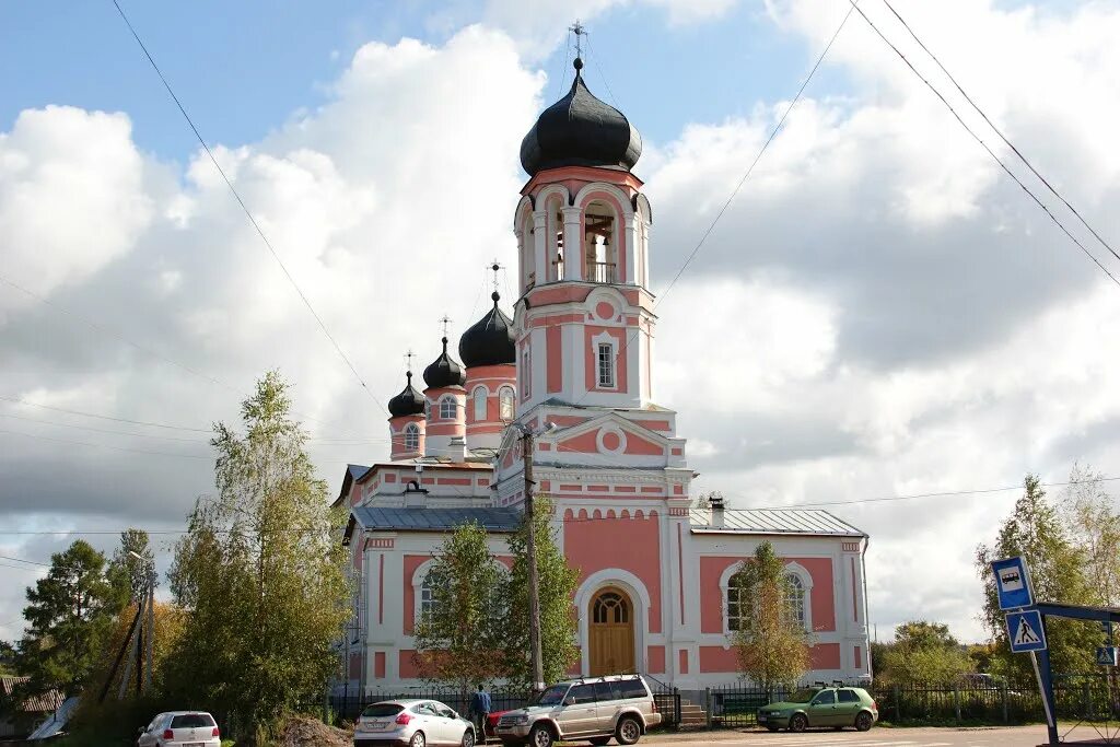 Рп5 крестцы новгородская область. Крестецкий краеведческий музей. Музей Крестцы Новгородская область. Крестцы храм Святого Никиты Новгородского Крестцы. Крпстцы ЧП Крестцы Новгородская.