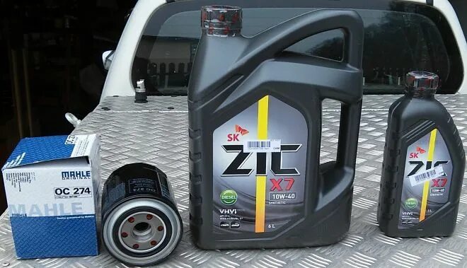 Zic x7 diesel 10w 40. Моторное масло для Митсубиси л200 дизель 2.5. Масло зик для дизеля с турбиной. Масло зик Митсубиси л200 дизель. Масло моторное 5w40 дизельное Mitsubishi l200.