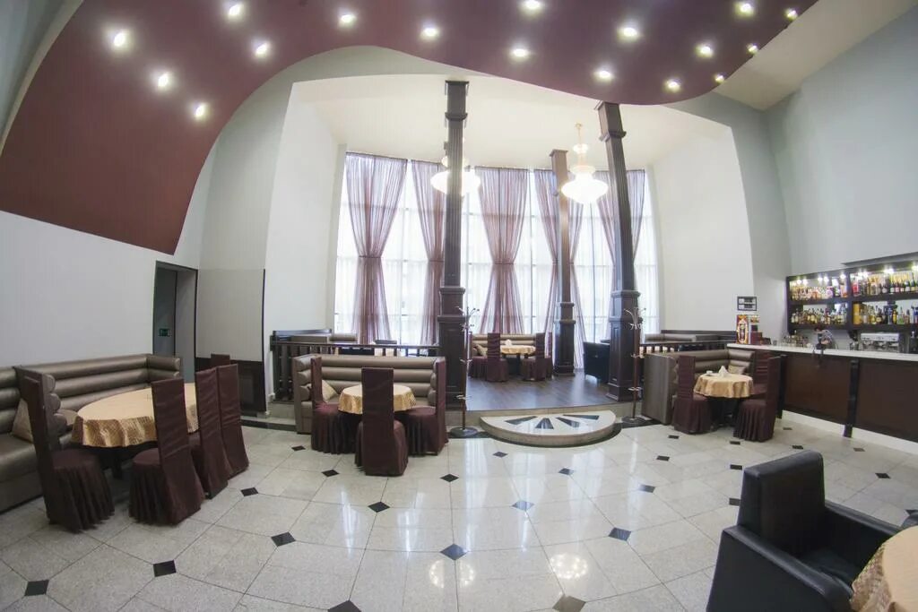 Волгоград ворошиловский ресторан. Hotel plaza волгоград. гостиница плаза волгоград. ресторан плаза волгоград. ресторан плаза волгоград ворошиловский.