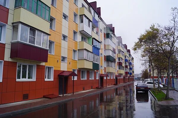 южно-сахалинск, район земляничные холмы. достопримечательности охинского района. новое жилье сахалинская область. сахалин аварийное жилье. невельск гостиница сахалинская область.