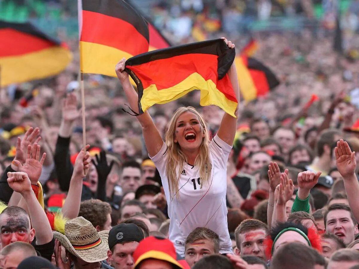 Германия народы страны. Народы Германии. Германия люди. Германия немцы. Население Германии.