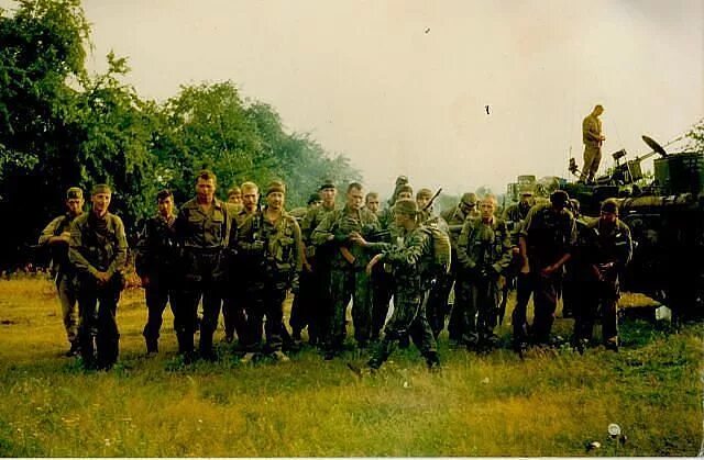 166 омсбр бешеная рота. 166 омсбр чечня 1995. алексей ефентьев гюрза бешеная рота. константин мосалев бешеная рота. 166 омсбр.