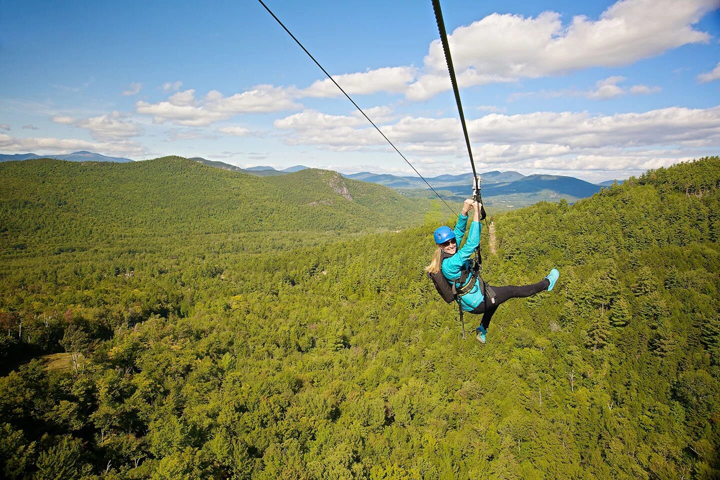 Зиплайн что это такое. Zipline Tsaghkadzor. Зиплайн Сукко. Zipline Caxkadzor. Зиплайн спуск.