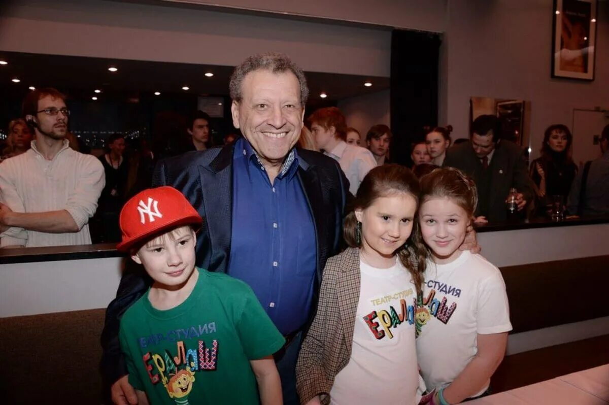 екатерина белоцерковская и сын филипп. сын максим борисович грачевский. сын бориса грачевского максим. сын борис грачевский максим борисович грачевский. сын бориса грачевского филипп.