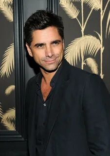 John Stamos Rips His Pants While Performing & Handles It Like A Total.