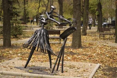 Парк кованых фигур донецк