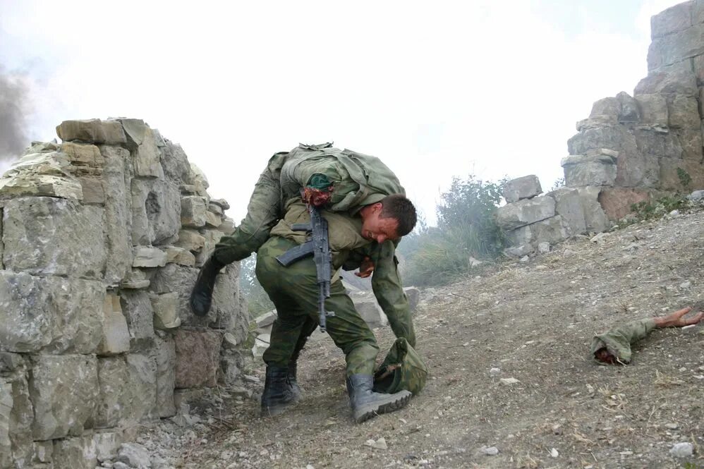 грозовая атака. грозовые ворота 2006. грозовые ворота саундтрек. грозовые ворота саундтрек. здравствуй мама чечня.