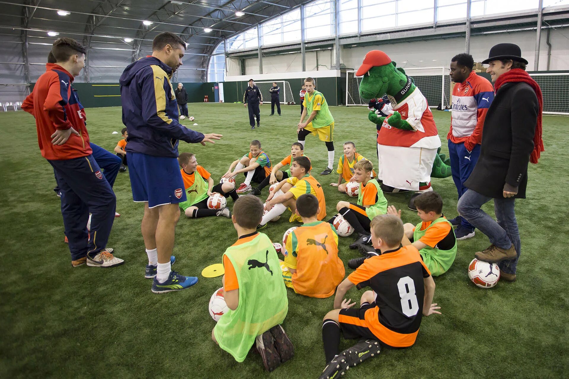 верхнелюбажская школа интернат. большое исаково поле футбольное калининград. футбол интернаты. футбольный интернат. школа футбола интернат.