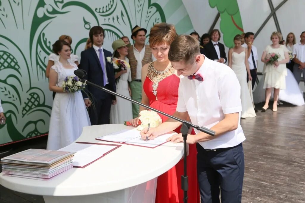 загс сергиев посад. чествование юбилеев свадеб. загс хотьково руководители. загс хотьково. дмитров ул семенюка д 9.