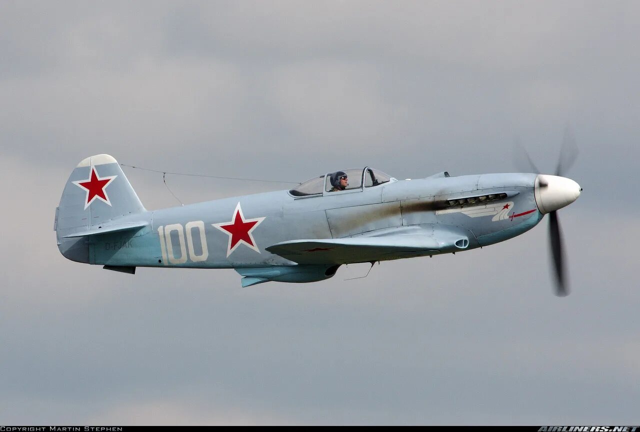 Истребители яковлева. Як 3. Yakovlev Yak-3. Як-3 истребитель. Советский истребитель як-3.