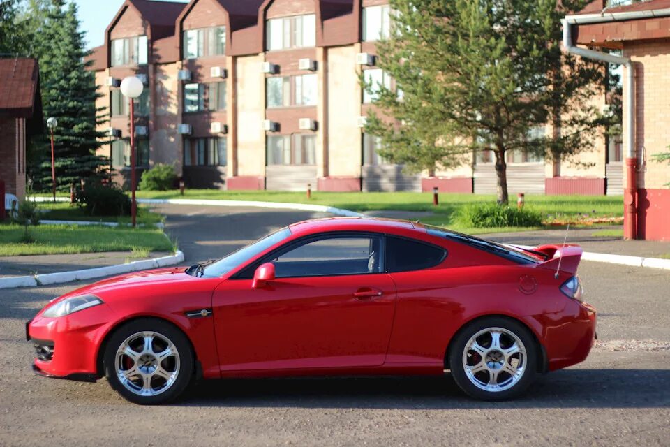 Hyundai Coupe Tiburon. Hyundai Tiburon 1997. Hyundai Tiburon 2008. Хендай Тибурон.