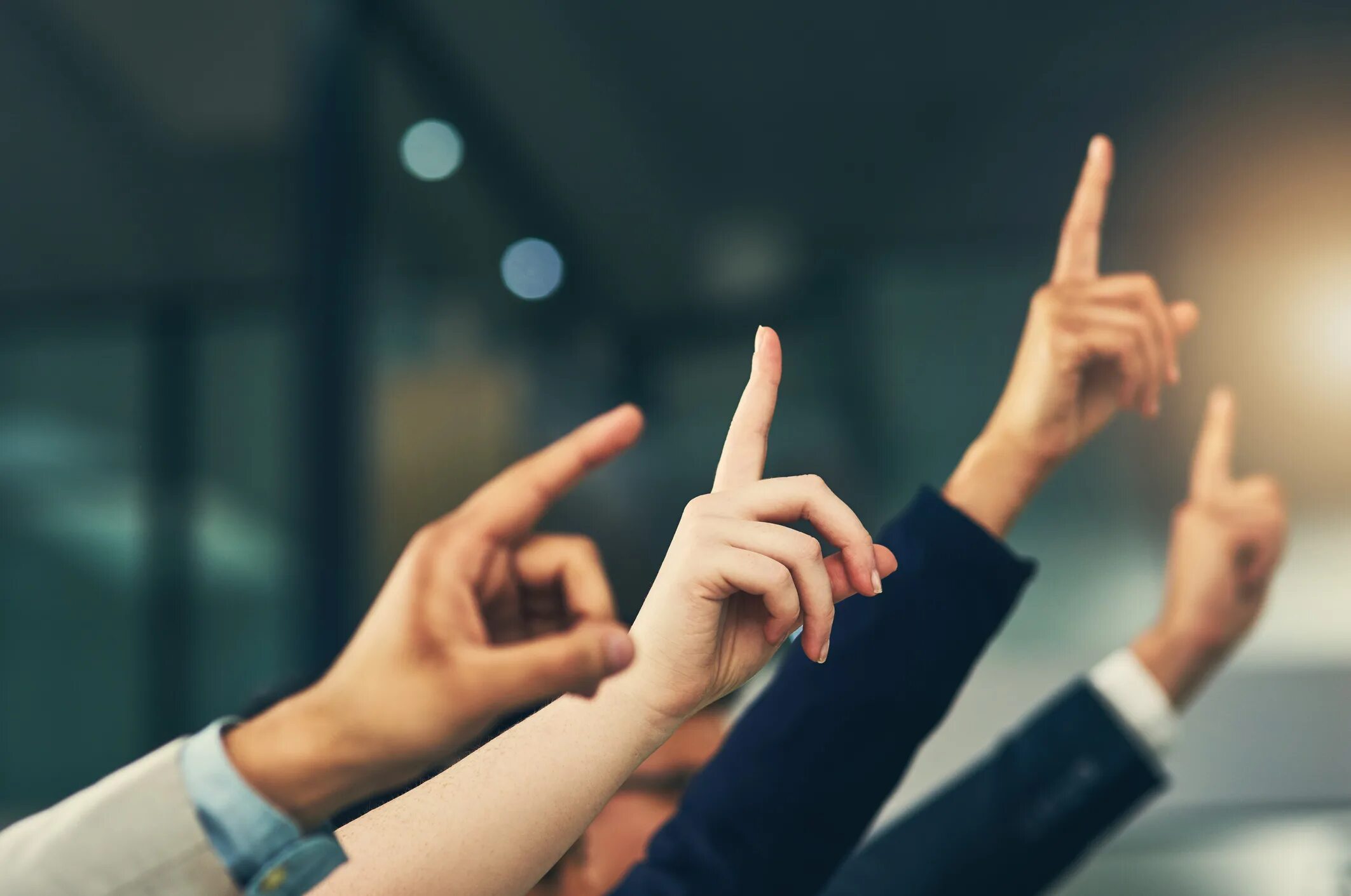 Qa slide. Рука тянется. Raised hands перевод. Raised hands перевод. Raised hands перевод.