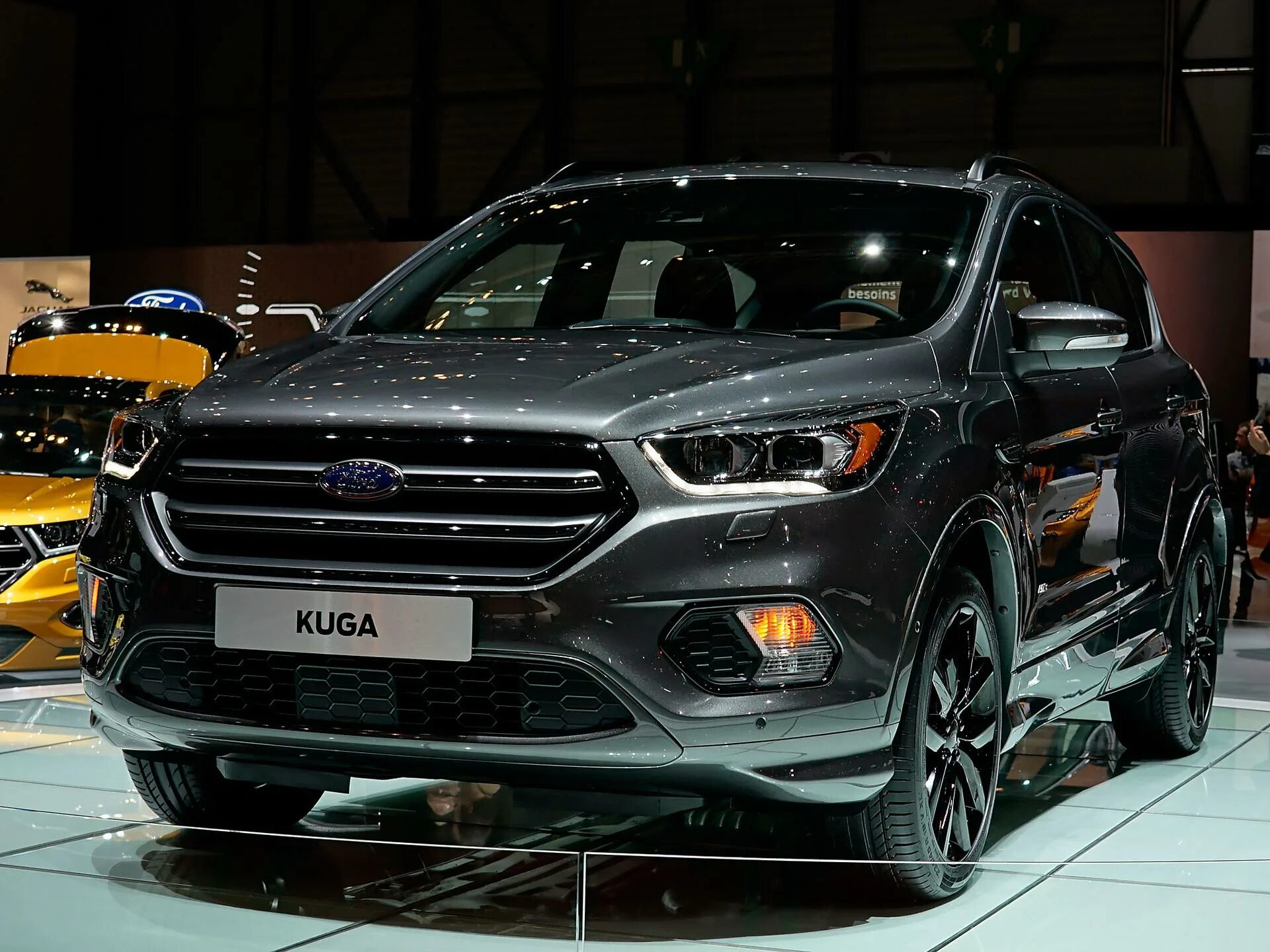 Форд куга 2017 2.5. Ford Kuga 2.5. Kuga 2017. Ford Kuga Tuning 2017. Ford Kuga 2018 Titanium.