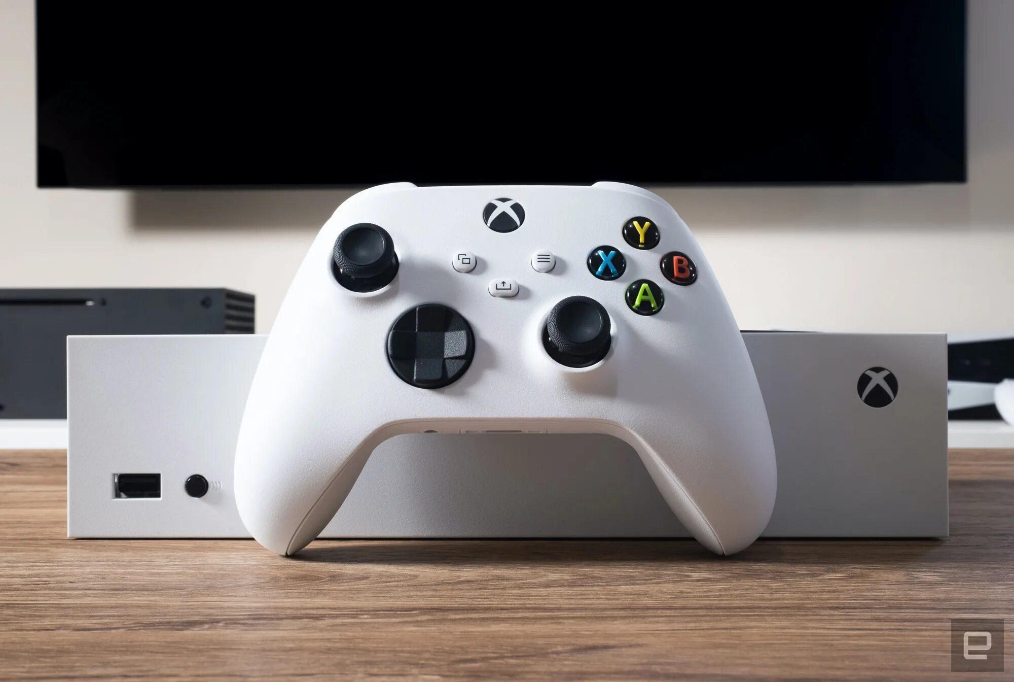 Xbox one s играем. Игровая консоль Microsoft Xbox Series s. Xbox 360 Series s. Microsoft Xbox Series s 512gb White. Консоль Microsoft Xbox Series s 512gb.