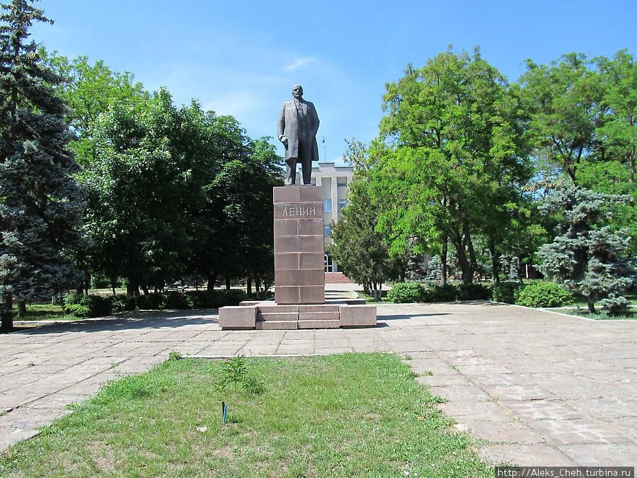 Очаков Суворов памятник. Очаково город Украина. Очаков (город в Николаевской обл.).