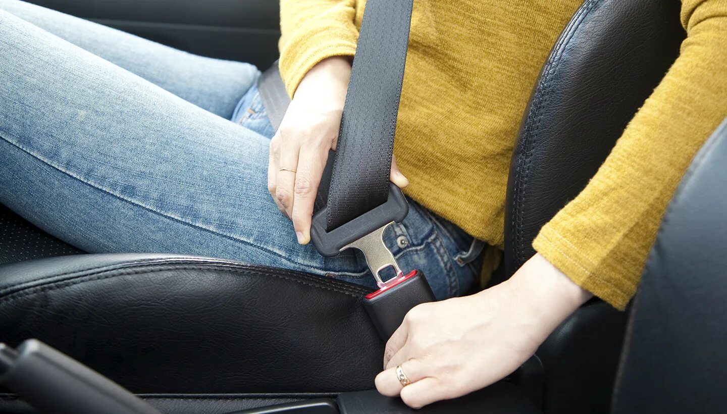 Seat Belt. Пристегивать ремень безопасности. Ремень безопасности для автомобиля. Непристегнутый ремень.