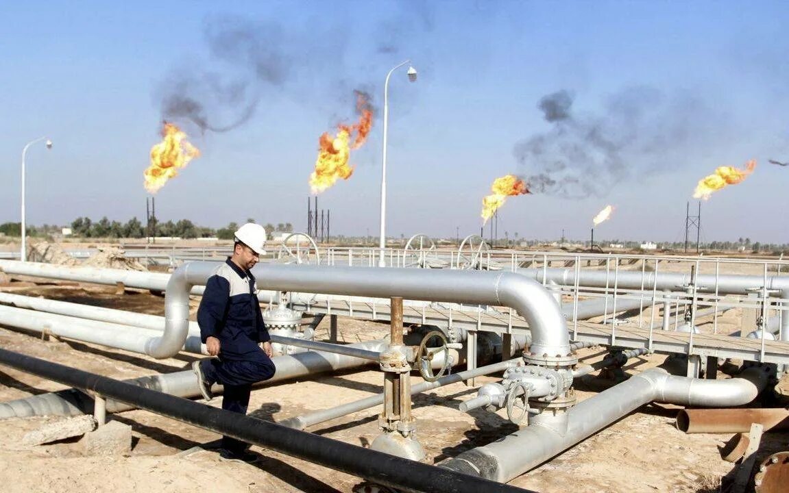 Предприятия по добыче нефти. Нефтепровод Киркук - Джейхан. Добыча нефти и газа. Промышленность Ирака. Нефтепроводы Саудовской Аравии.