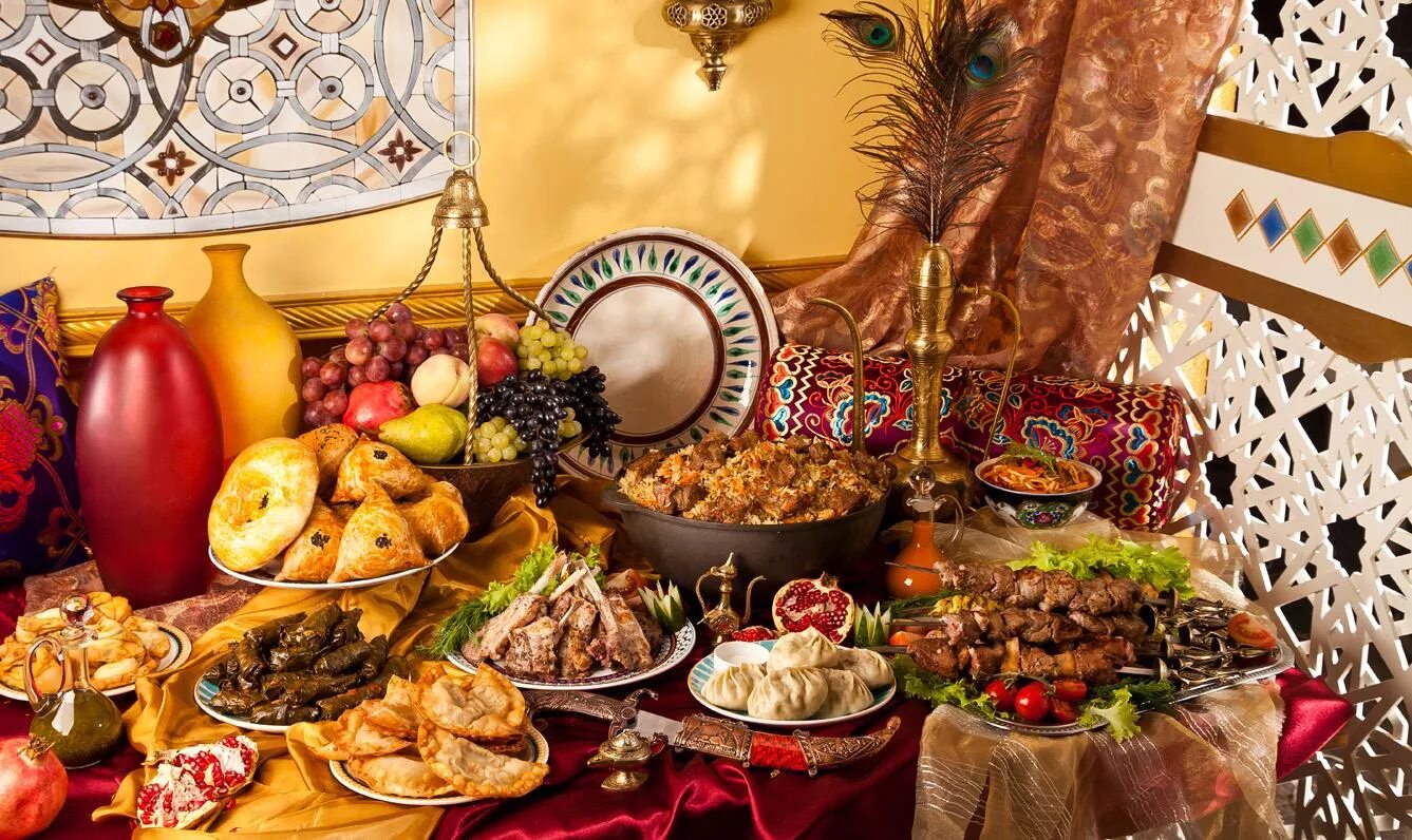 Традиции таджикской кухни. Праздничный дастархан Курбан байрам. Дастархан Узбекистан. Навруз дастархан Узбекистан. Узбекская кухня дастархан.