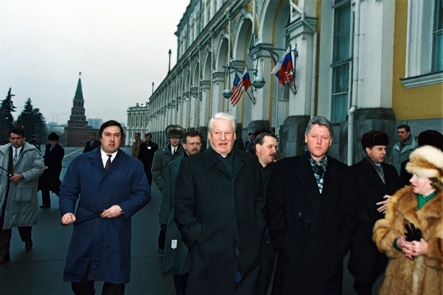 Визит Клинтона в Москву 1994. Ельцин 1994. Билл Клинтон в Москве 1994. Клинтон в Москве 1995.
