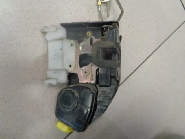 дверной замок хендай элантра 3. замок двери элантра. Hyundai elantra 2007 замок двери. замок двери на хендай ай 30 артикул. замок передней двери элантра hd.