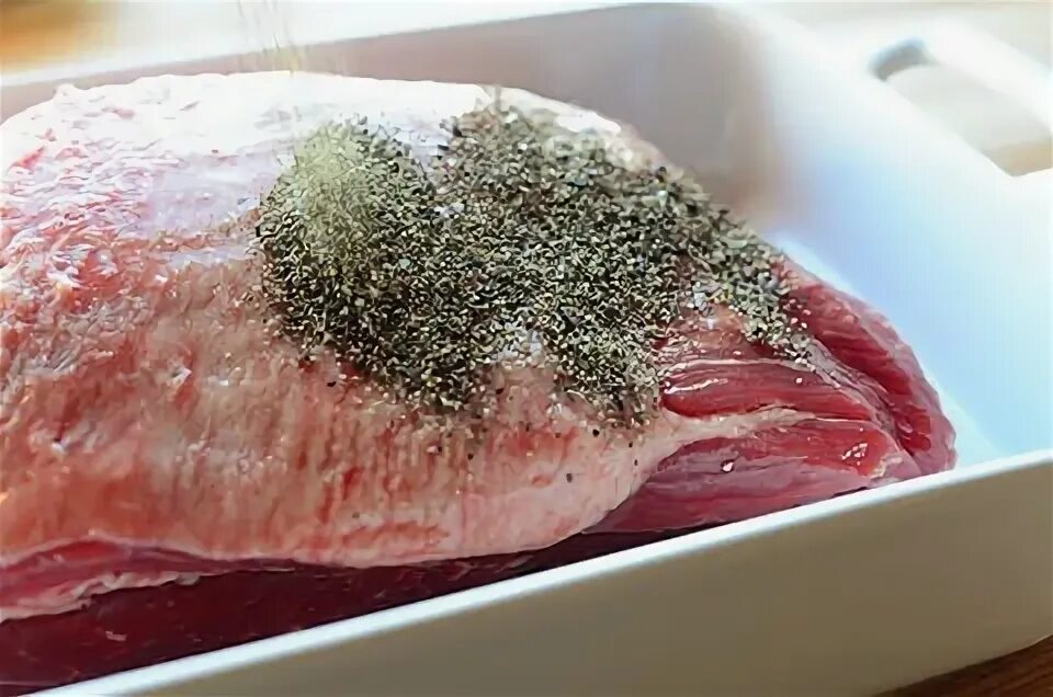 Солонина бочковая. Рыба солонина. Солонина мясо. Сало солонина. Солонина колбаса это.