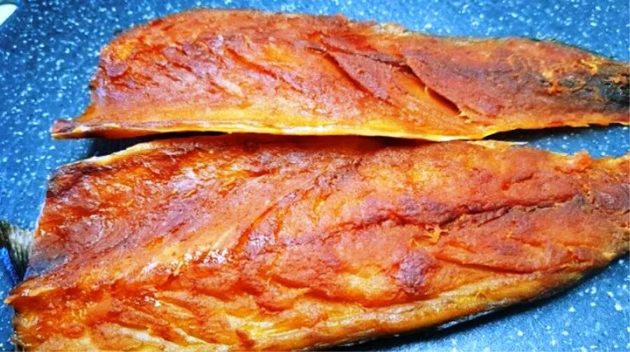 Как сделать балык из карпа. Балык из скумбрии. балык из рыбы. вяленая скумбрия. балык из рыбы рецепт.