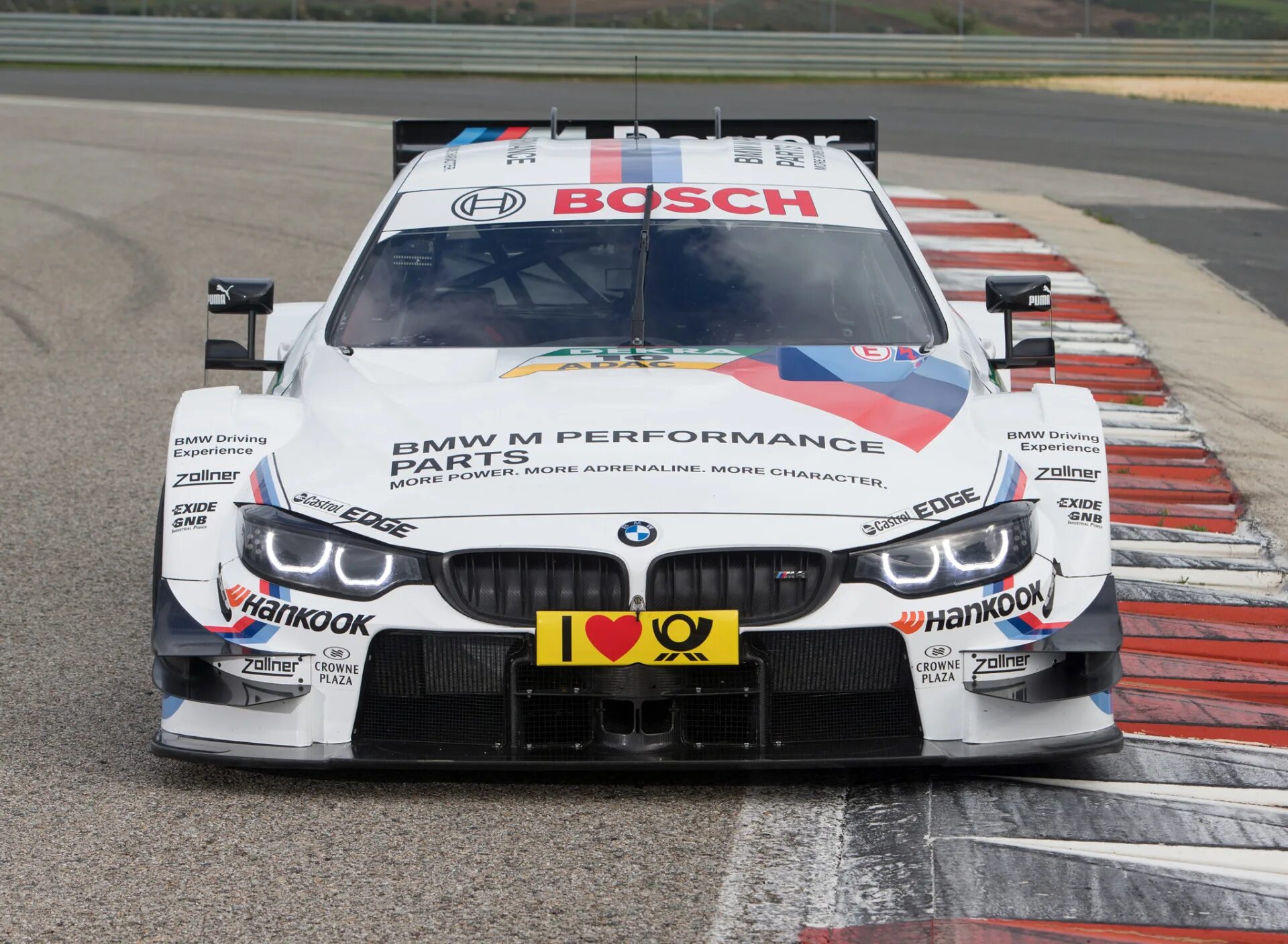 Гонки бмв м5. BMW m4 DTM 2014. BMW 4 DTM. BMW m5 DTM. BMW m4 f82 DTM.