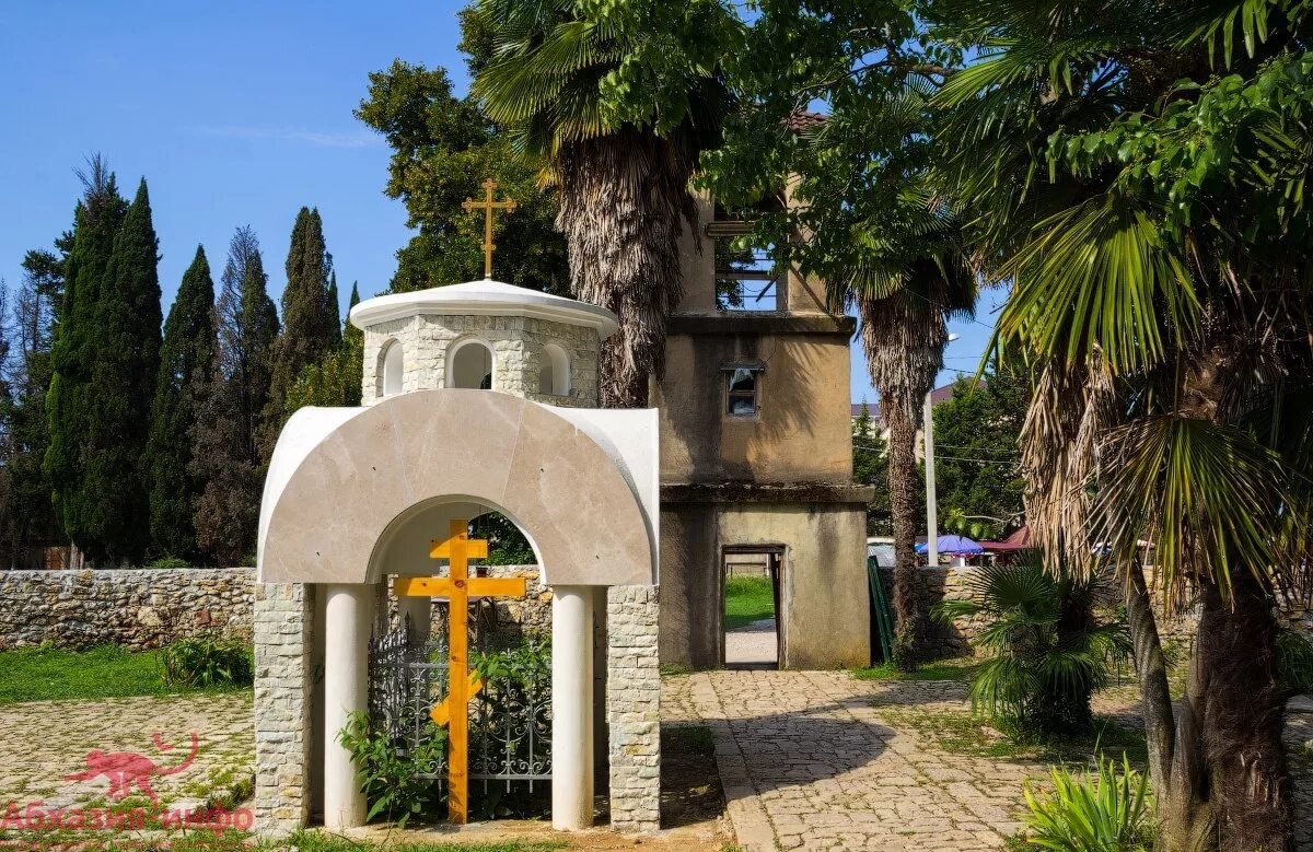 Успение в абхазии. Храм успения пресвятой богородицы в абхазии лыхны. Лыхненский храм в абхазии. Успение в абхазии. Храм успения пресвятой богородицы в абхазии.