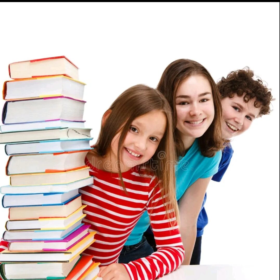 Подросток с книжкой. Чтение подростки. Молодежь и чтение. Молодежь и книга.